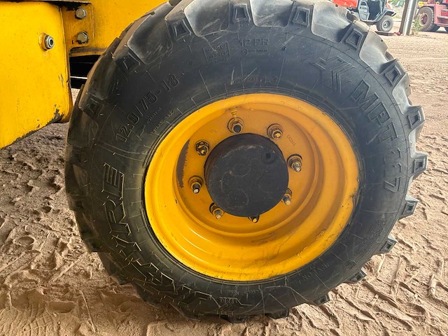 New holland - b80b - backhoe loader - 2017 - afbeelding 21 van  21