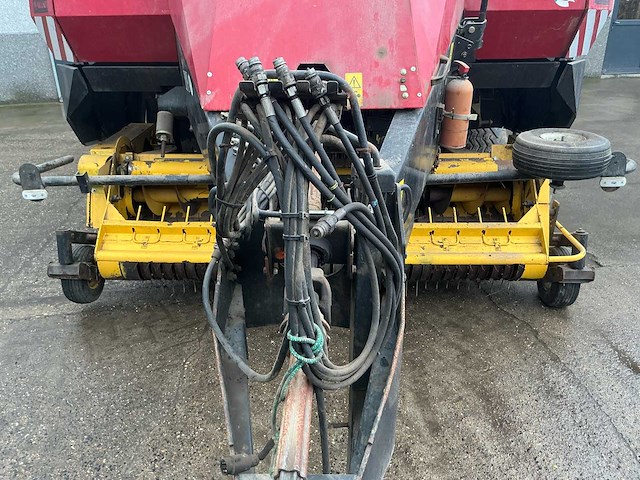 New holland - bb960rt - baler - 2004 - afbeelding 11 van  21