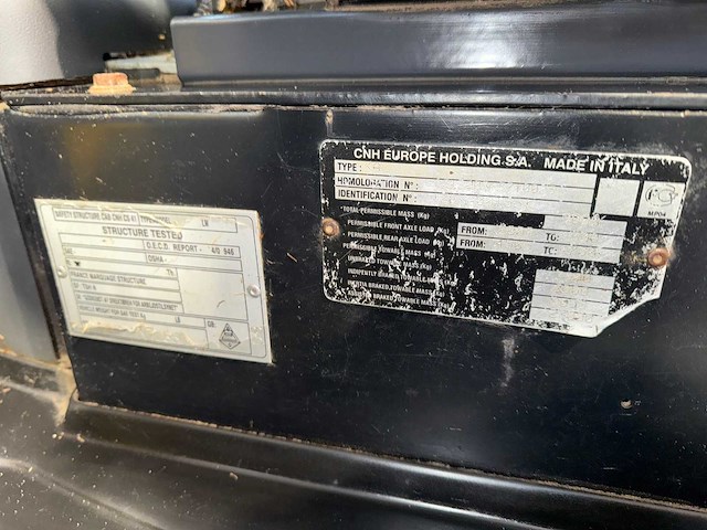 New holland - lm5040 4wd - bulldozer - 2010 - afbeelding 20 van  23