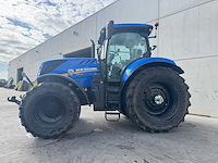 New holland - t7.230 - 4-wheel drive tractor - 2018 - afbeelding 13 van  15