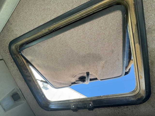 New holland - tvt135 - 4-wheel drive tractor - 2005 - afbeelding 8 van  21