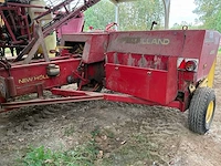 New holland 286 super hayliner 10 rechthoekige balen-hooimateriaal - afbeelding 7 van  11