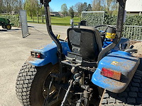 New holland boomer 2030 tractor - afbeelding 4 van  22