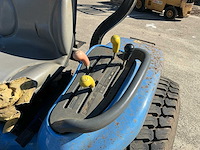 New holland boomer 2030 tractor - afbeelding 7 van  22