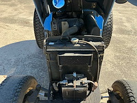 New holland boomer 2030 tractor - afbeelding 12 van  22