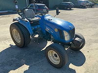 New holland boomer 2030 tractor - afbeelding 21 van  22