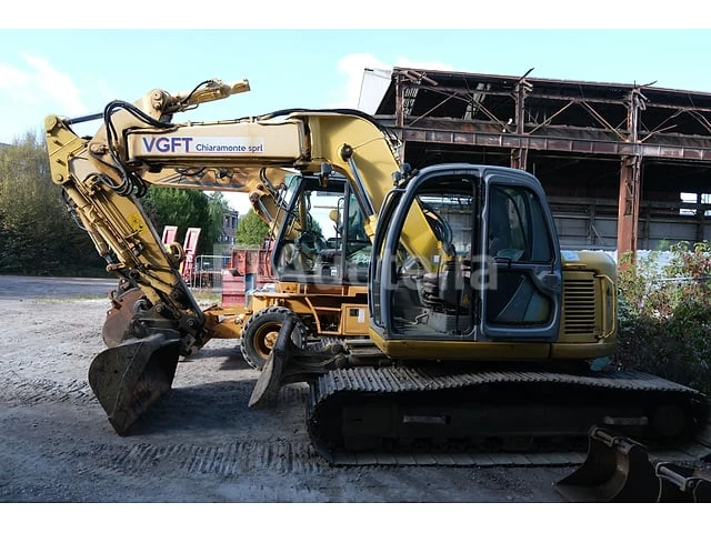New holland e135sr rupsgraafmachine - afbeelding 1 van  38