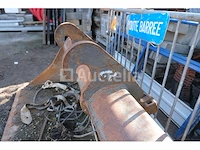 New holland e135sr rupsgraafmachine - afbeelding 19 van  38
