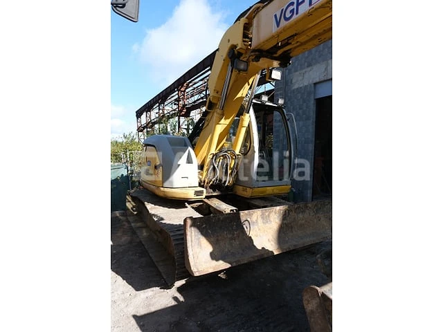 New holland e135sr rupsgraafmachine - afbeelding 21 van  38