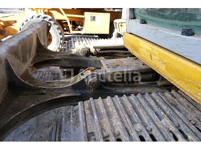 New holland e135sr rupsgraafmachine - afbeelding 12 van  38
