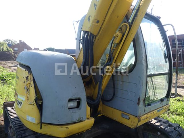 New holland e70 sr rupsgraafmachine - afbeelding 11 van  24