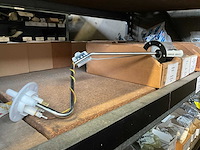 New holland grote partij diverse originele onderdelen - afbeelding 6 van  29