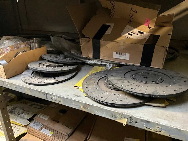 New holland grote partij koppelingen versnellingsbak - afbeelding 2 van  11