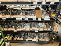 New holland grote partij originele bouten en moeren - afbeelding 3 van  7