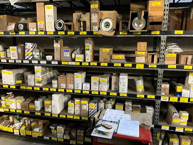 New holland grote partij originele filters - afbeelding 3 van  6