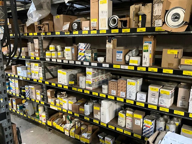 New holland grote partij originele filters - afbeelding 4 van  6