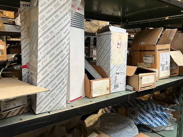 New holland grote partij originele verlichting - afbeelding 1 van  23