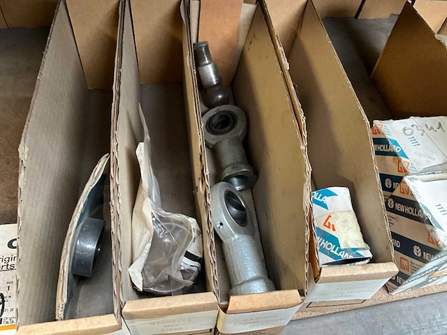 New holland grote partij rollagers en gewrichten - afbeelding 4 van  12