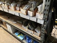 New holland grote partij versnellingsbak onderdelen + accumulatoren - afbeelding 11 van  11