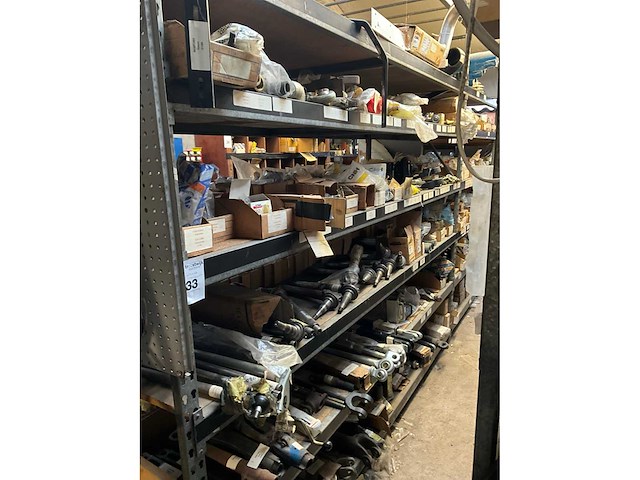 New holland grote partij wielnaven + hefarmonderdelen - afbeelding 9 van  10