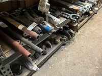 New holland grote partij wielnaven + hefarmonderdelen - afbeelding 2 van  10