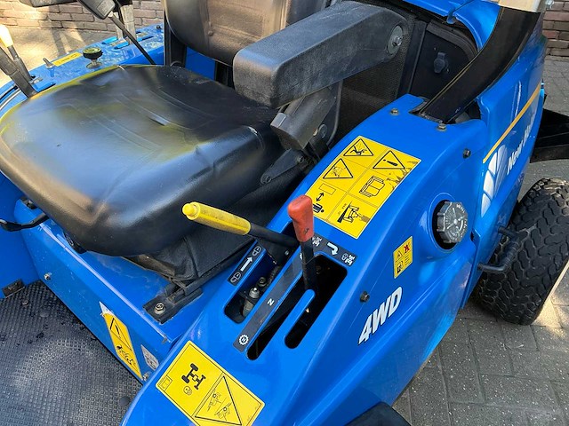 New holland mc35 4wd zitmaaier - afbeelding 18 van  20