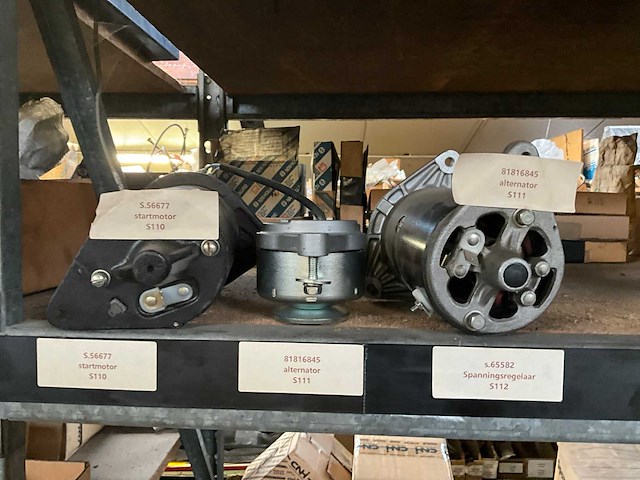 New holland partij startmotoren en waterpompen - afbeelding 3 van  19