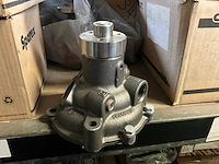 New holland partij startmotoren en waterpompen - afbeelding 6 van  19