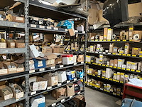 New holland partij startmotoren en waterpompen