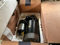 New holland partij startmotoren en waterpompen - afbeelding 16 van  19