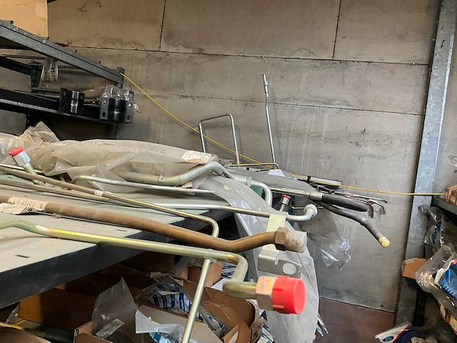 New holland partij vaste leidingen en doorschuifkabels - afbeelding 13 van  15