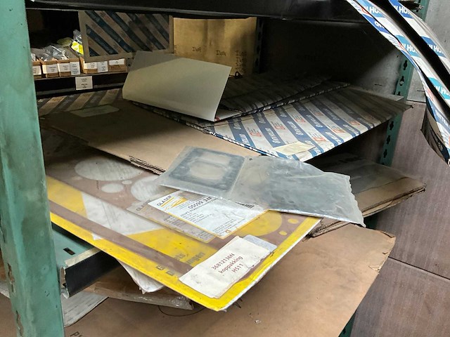 New holland partij vaste leidingen en doorschuifkabels - afbeelding 9 van  15