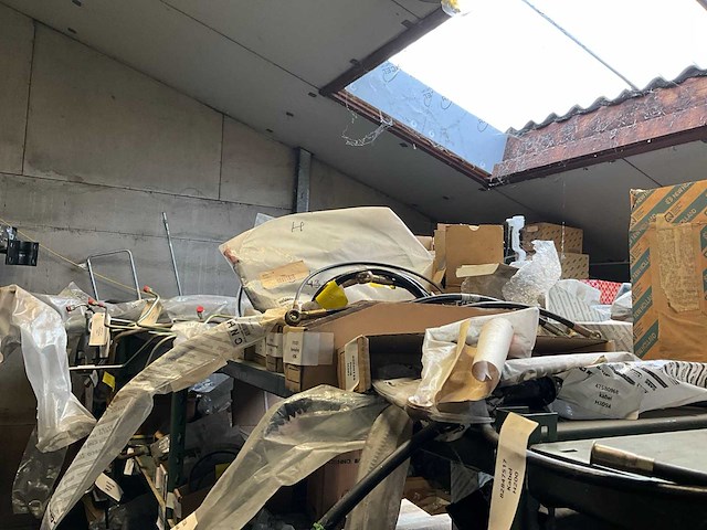 New holland partij vaste leidingen en doorschuifkabels - afbeelding 15 van  15