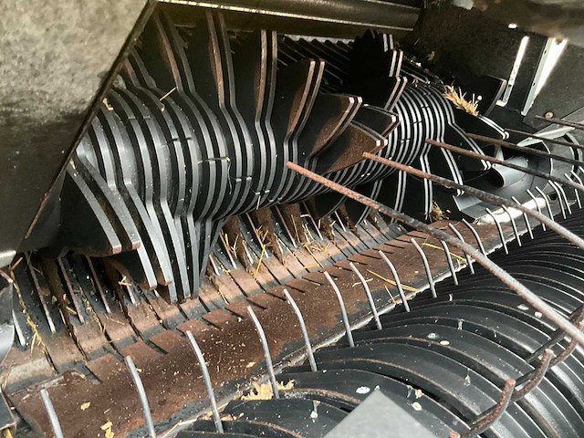 New holland roll baler 125 combi balenpers - afbeelding 3 van  31