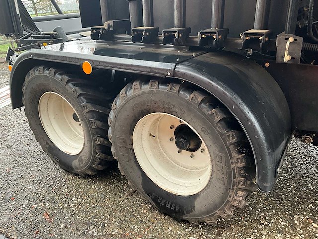 New holland roll baler 125 combi balenpers - afbeelding 8 van  31