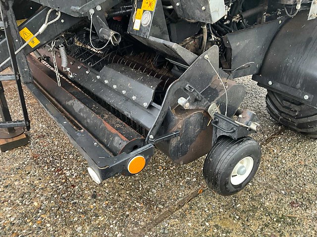 New holland roll baler 125 combi balenpers - afbeelding 24 van  31