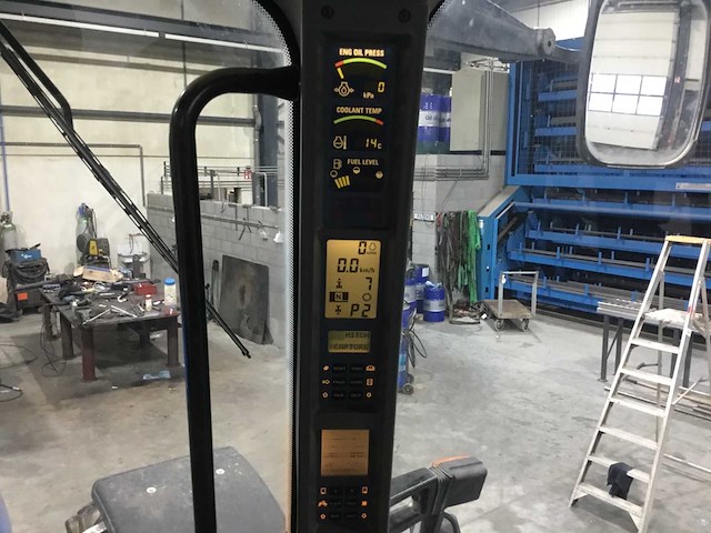 New holland tg 230 landbouwtractor - afbeelding 11 van  23