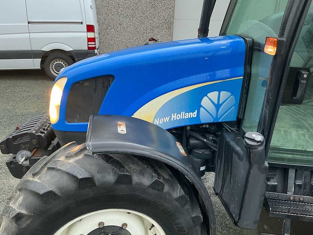 New holland tl90a vierwielaangedreven landbouwtractor - afbeelding 2 van  41