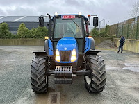 New holland tl90a vierwielaangedreven landbouwtractor - afbeelding 40 van  41