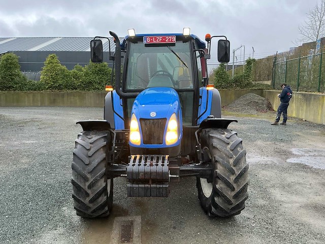 New holland tl90a vierwielaangedreven landbouwtractor - afbeelding 8 van  39
