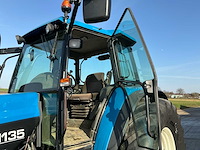 New holland tm135 geveerde vooras vierwielaangedreven landbouwtractor - afbeelding 13 van  34