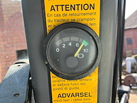 New holland tm135 geveerde vooras vierwielaangedreven landbouwtractor - afbeelding 23 van  34