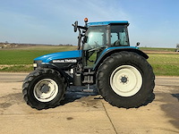 New holland tm135 geveerde vooras vierwielaangedreven landbouwtractor - afbeelding 2 van  34