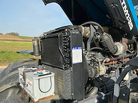 New holland tm135 geveerde vooras vierwielaangedreven landbouwtractor - afbeelding 30 van  34