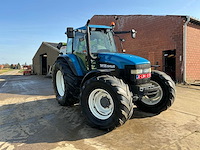 New holland tm135 geveerde vooras vierwielaangedreven landbouwtractor - afbeelding 7 van  34