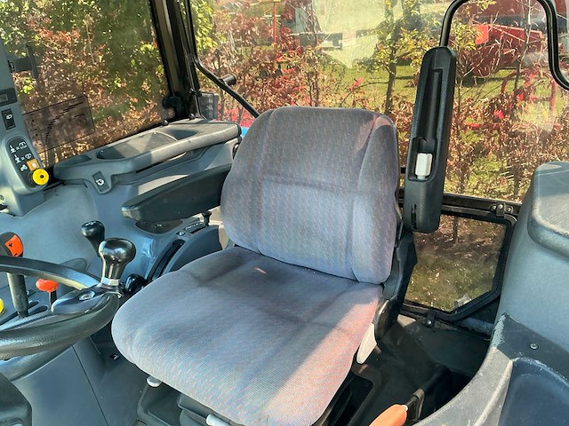 New holland ts90 tractor - afbeelding 4 van  26