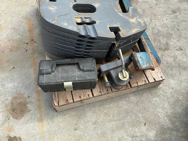 New holland ts90 tractor - afbeelding 13 van  26