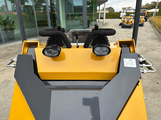 Newrick - 2025 - zw480 - rupsschranklader - afbeelding 2 van  18