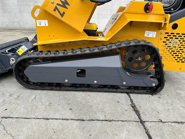 Newrick - 2025 - zw480 - rupsschranklader - afbeelding 6 van  18