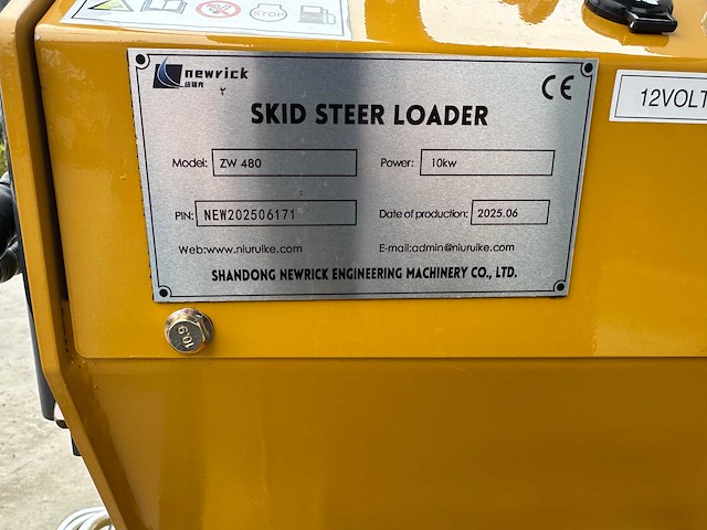 Newrick - 2025 - zw480 - rupsschranklader - afbeelding 10 van  18